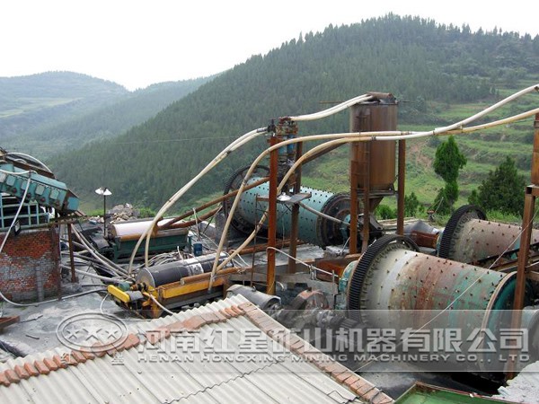 ͭβ����չ���