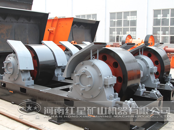 ����м��ɻ�����