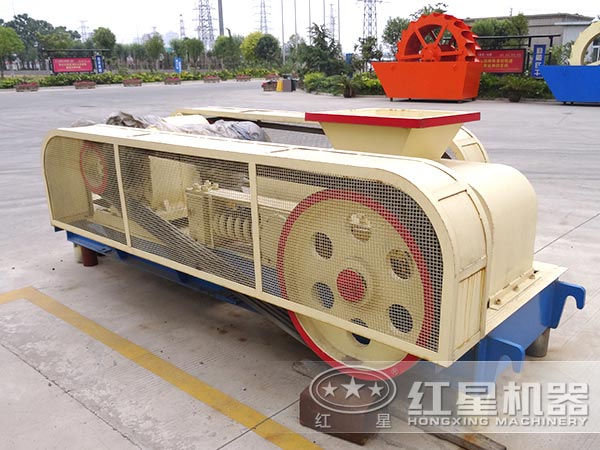 对辊破碎机 对辊破碎机