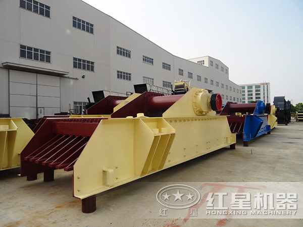 �񶯸��ϻ�����ʯӢɰ�����豸