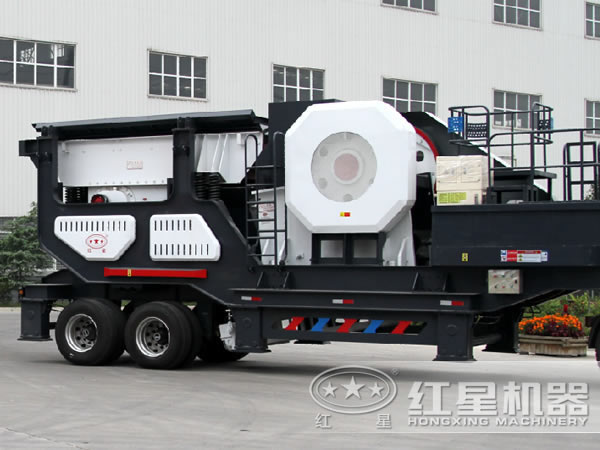 �ƶ�����վʵ��