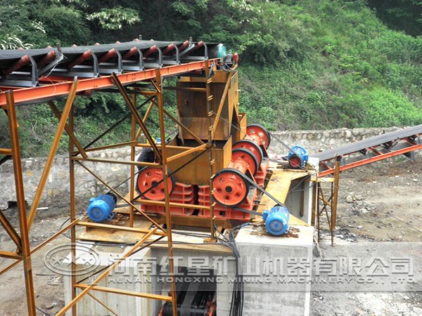 ����������