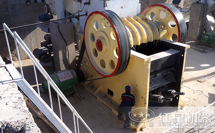 �׻�羺PE-1200��1500Һѹ��ƻ�Һѹ��ƻ���װ�ֳ�ʵ��