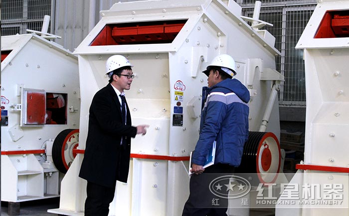 ������ԱΪ�û������׻�羺������