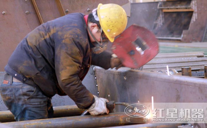 ���Ĵ���ʯͷ�����