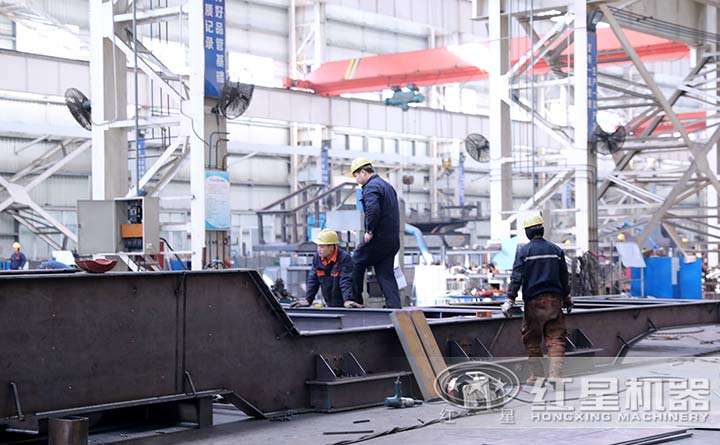 �׻�羺�ƶ�����վ����һ��