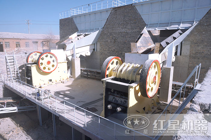 �ӱ��û�ѡ��2̨750X1060������ҵ�ֳ�