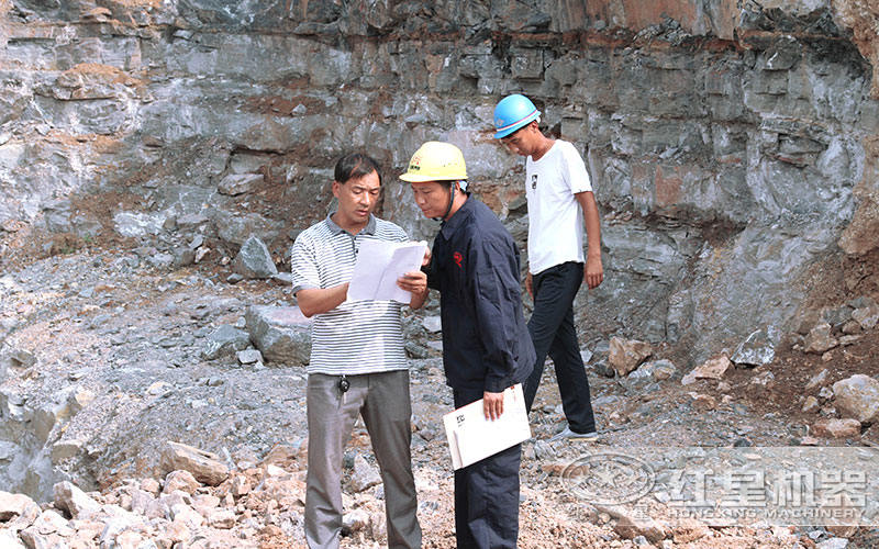 �׻�羺�����ۺ���Ա���ֳ�Ϊ�ͻ�ָ����װ