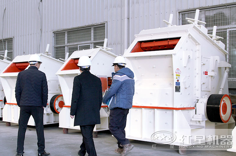 �׻�羺�ͻ������ι۴���ʯ��ʯ�����