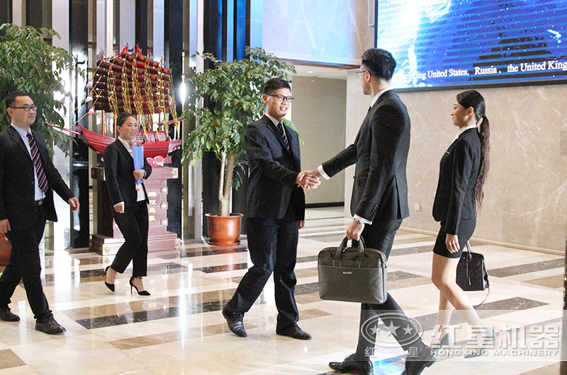 �׻�羺���۾����Ӵ���������ͻ�