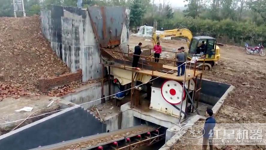 ɽ��ʱ��200��ʯͷ��ɰ��ϴɰ��������ϸ���ܣ��ڸ�������ֳ���Ƶ��